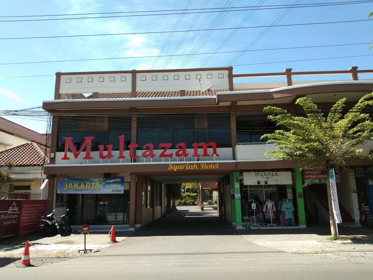 Multazam Hotel Solo ภายนอก รูปภาพ
